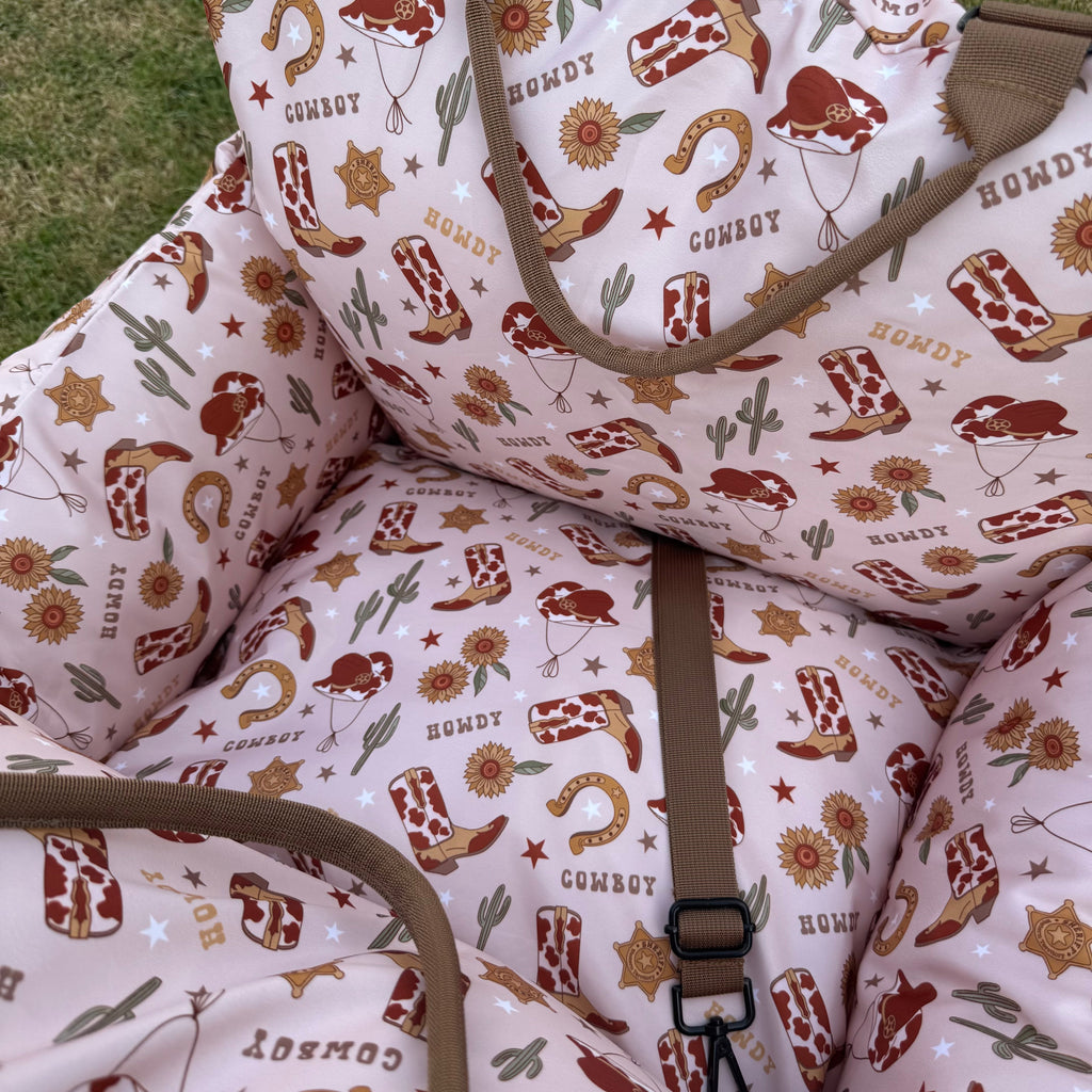 Deluxe Travel Car Bed: Howdy