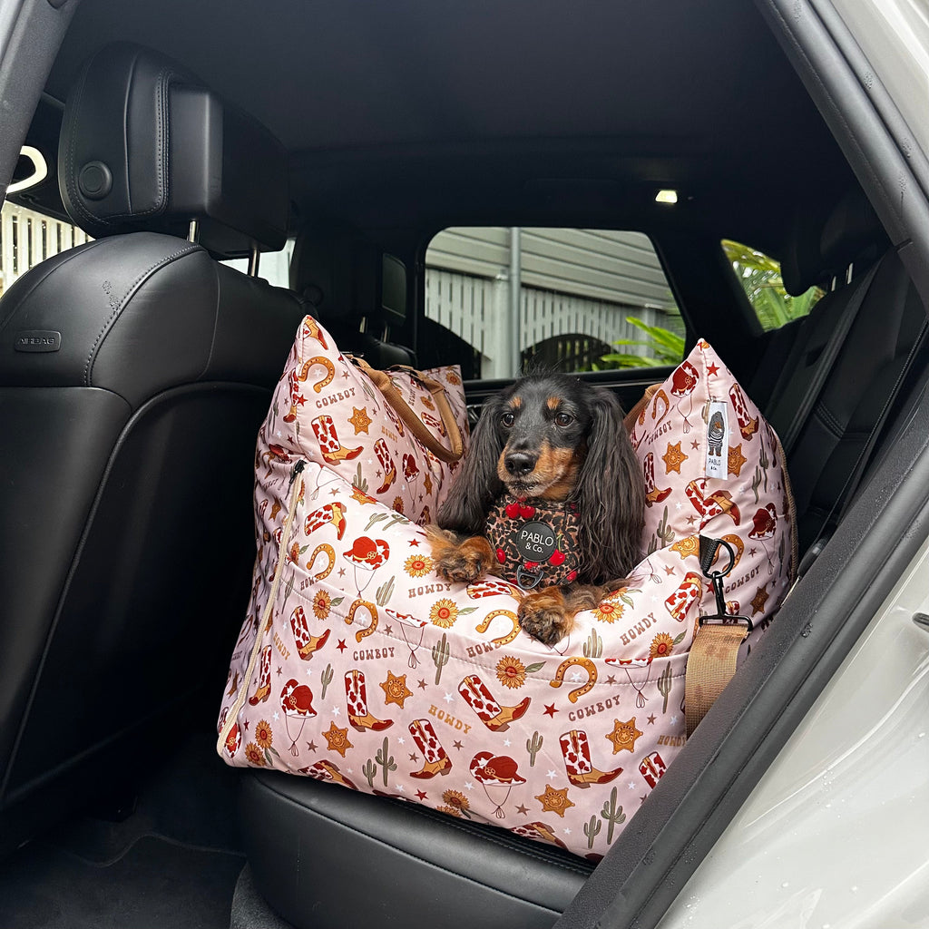 Deluxe Travel Car Bed: Howdy