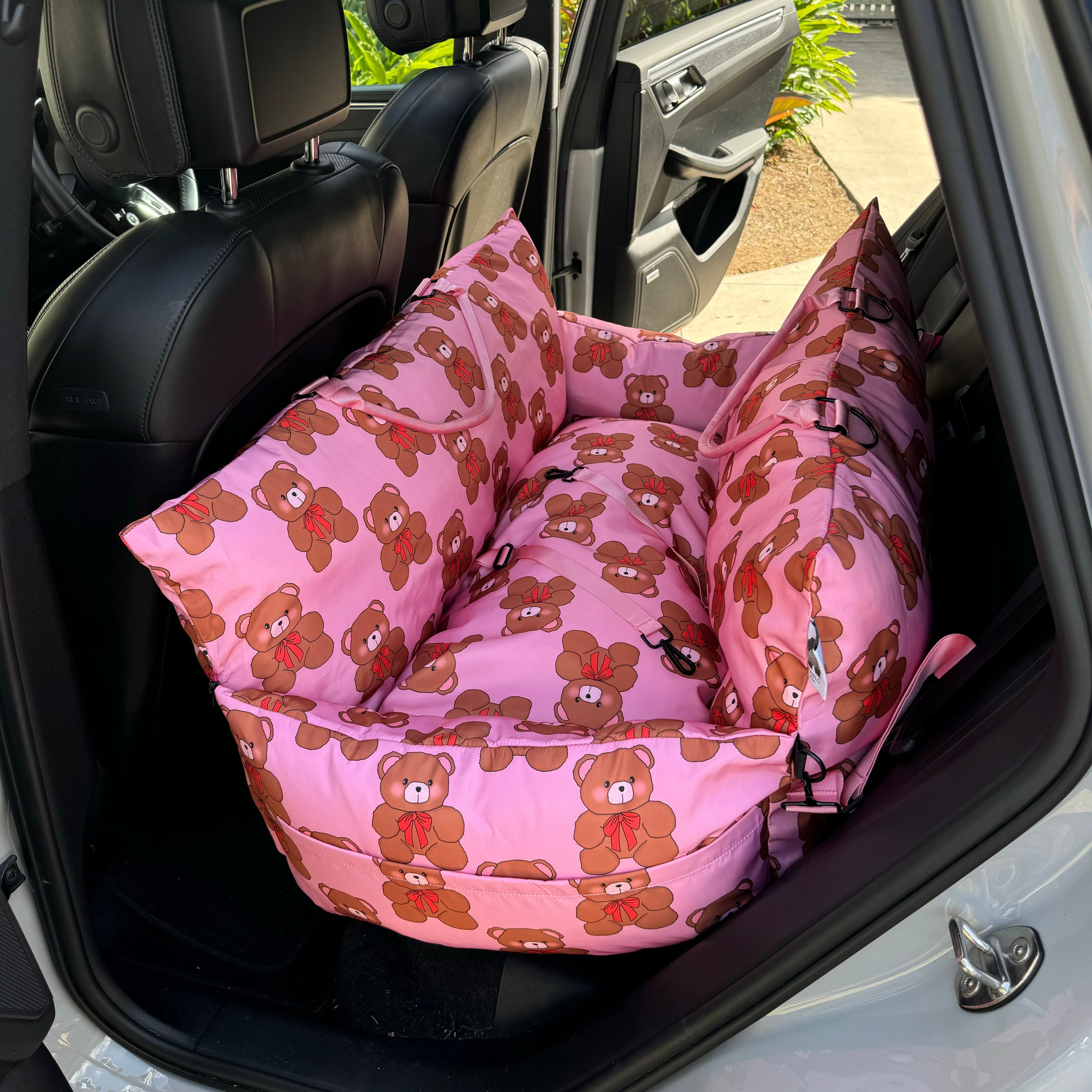 Deluxe Travel Car Bed: Teddies