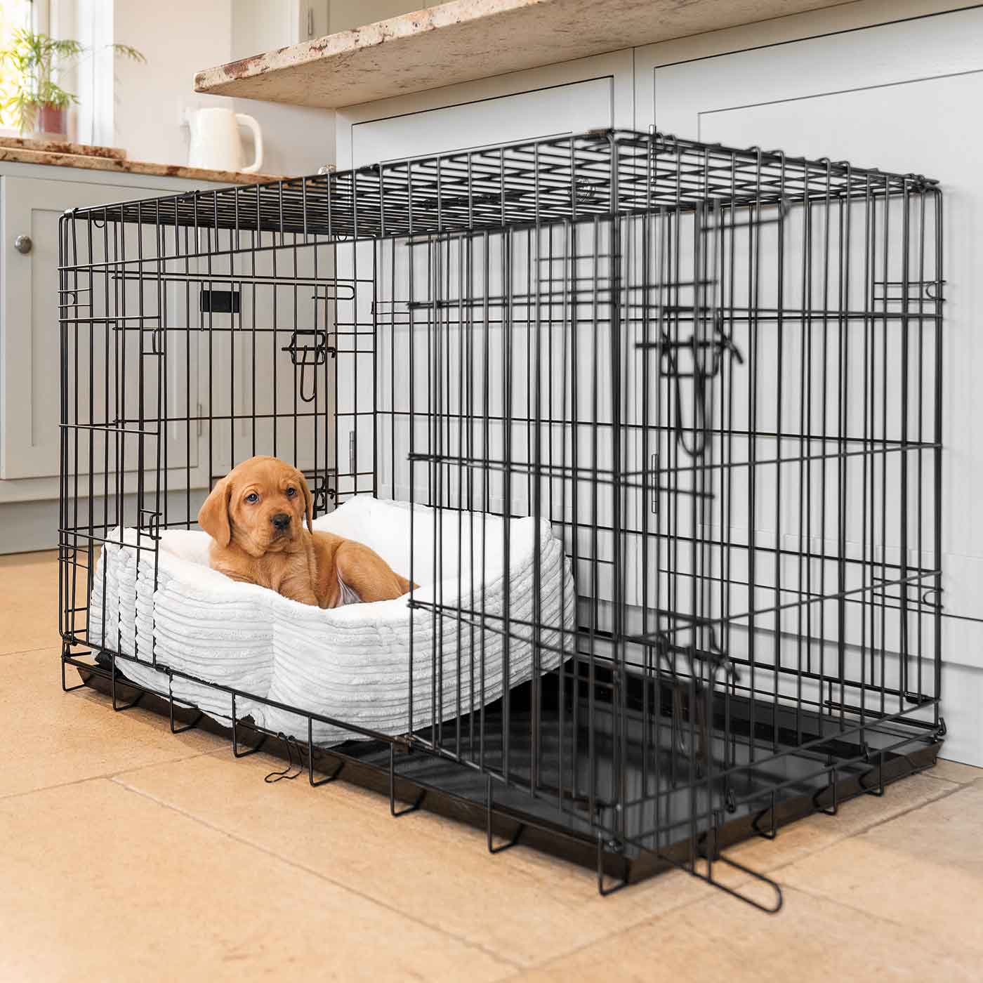 Cozy & Calming Puppy Cage Bed in Essentials Plush by Lords & Labradors
