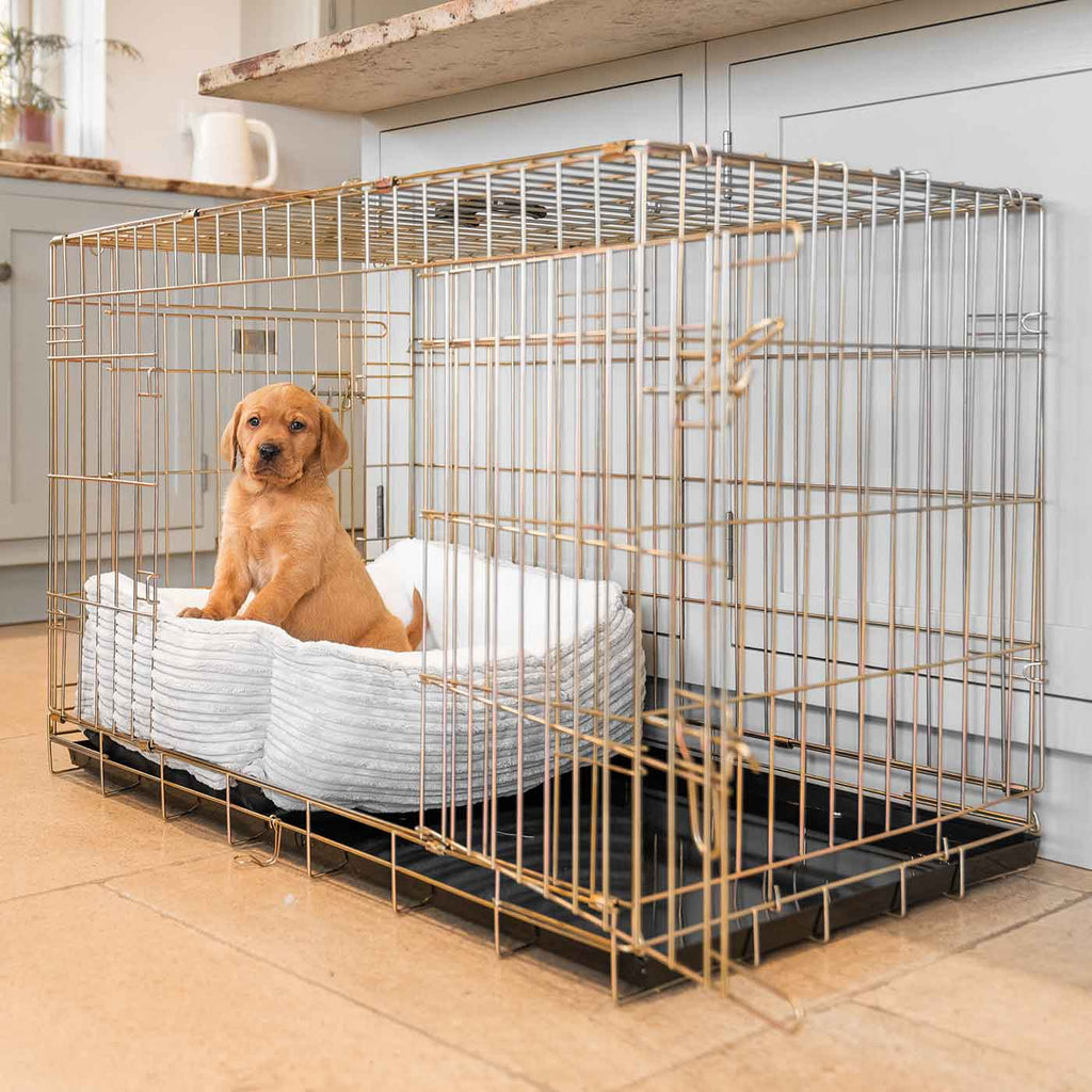 Cozy & Calming Puppy Cage Bed in Essentials Plush by Lords & Labradors