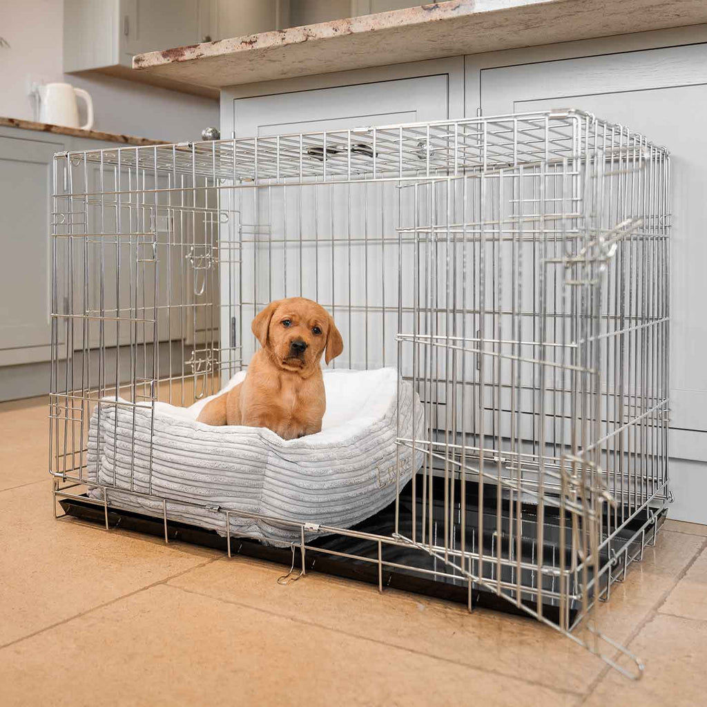 Cozy & Calming Puppy Cage Bed in Essentials Plush by Lords & Labradors