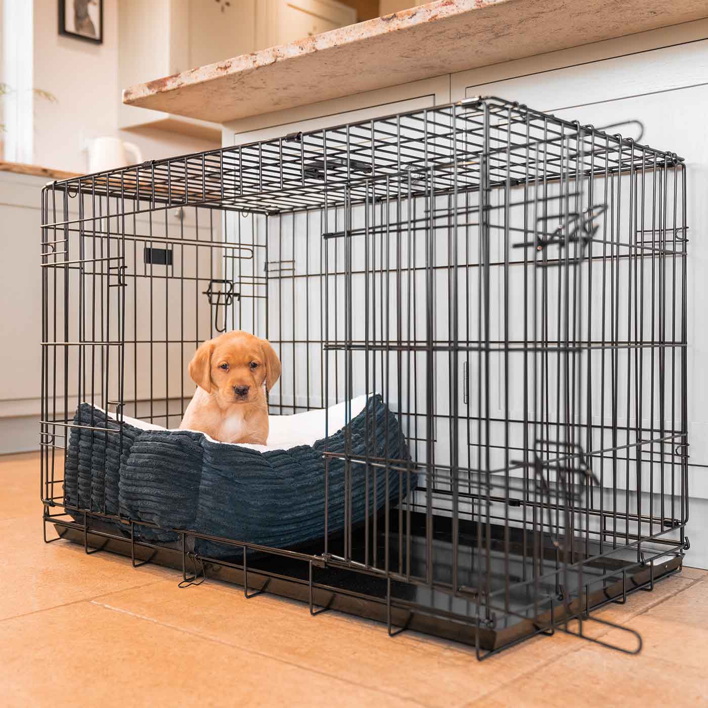 Cozy & Calming Puppy Cage Bed in Essentials Plush by Lords & Labradors