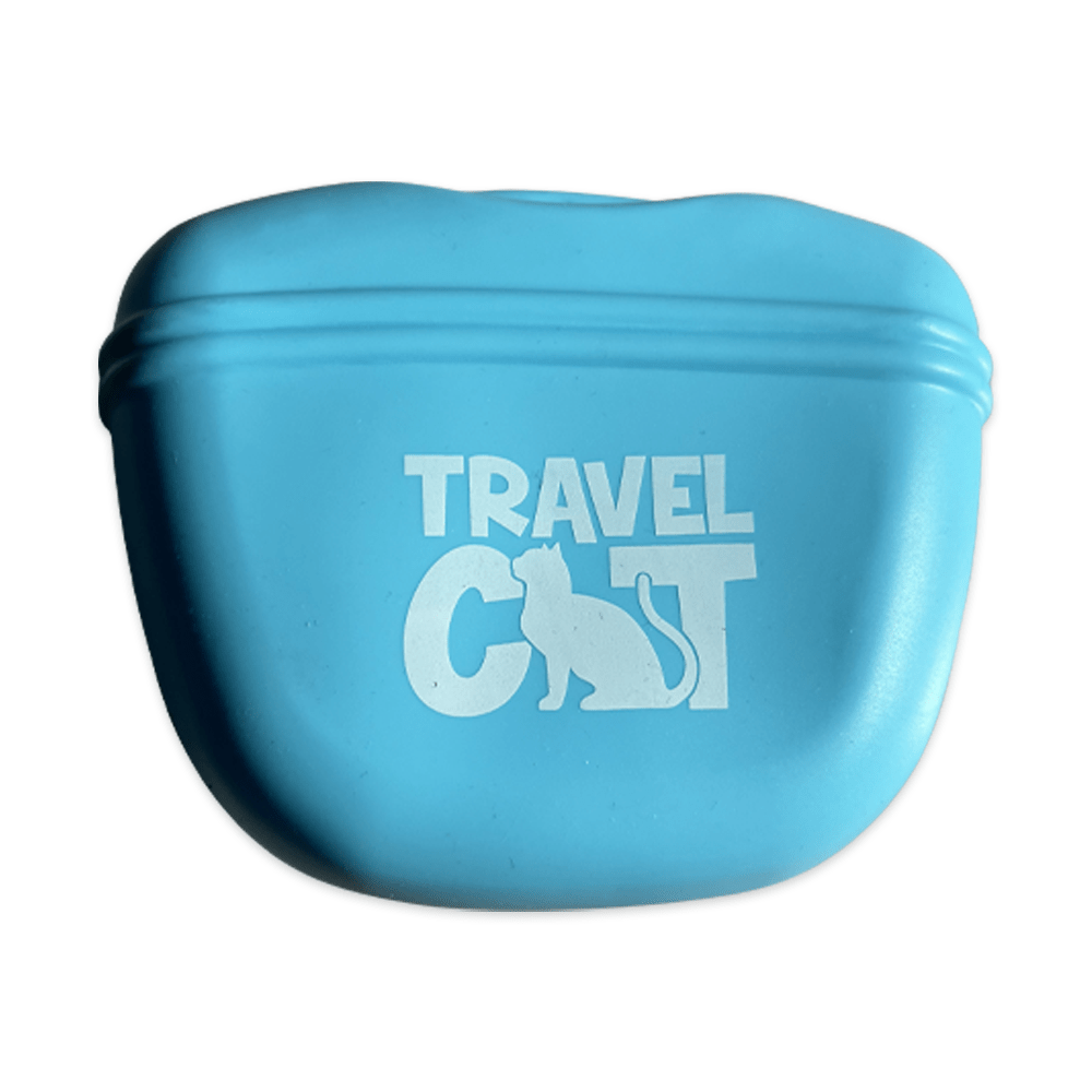 The Feline Fancy Travel Cat Accessories Bundle - Bed. Litter Box. Collar. Foldable Bowl & Pouch