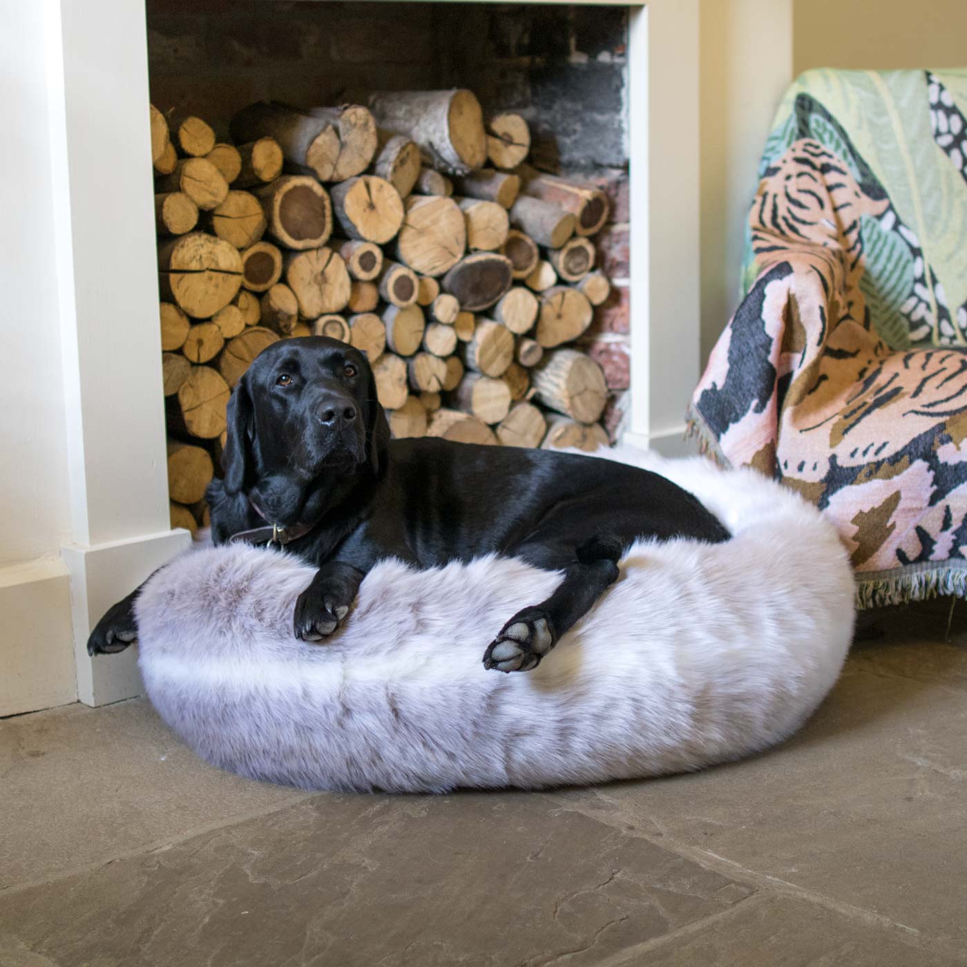 Calming Anti-Anxiety Donut Bed in Reindeer Faux Fur by Lords & Labradors