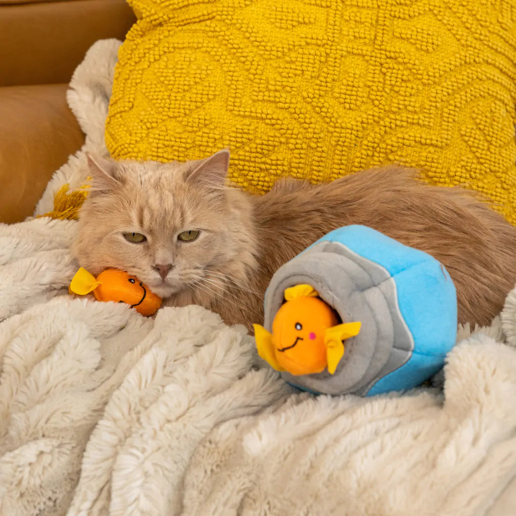 ZippyClaws Burrow: Fish In Bowl