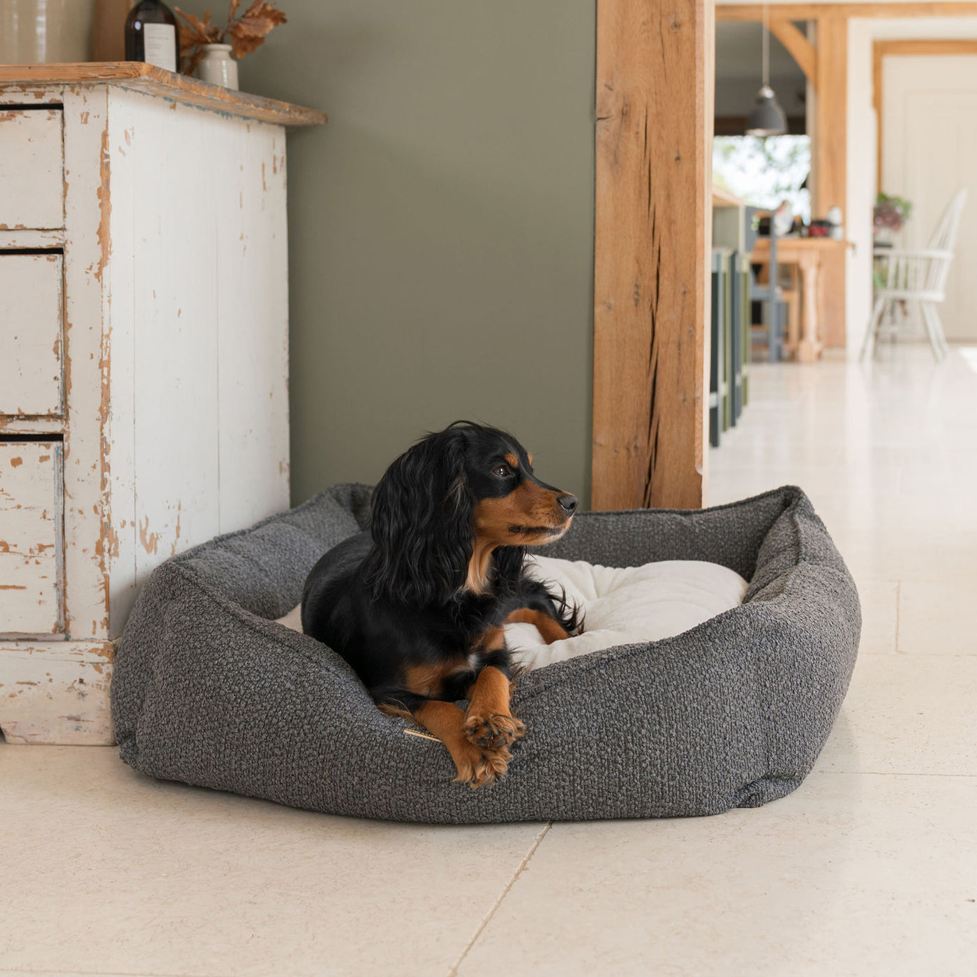 Box Bed For Dogs in Boucl¨¦ by Lords & Labradors