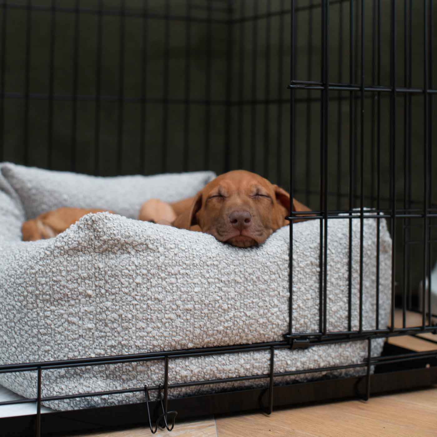 Cozy & Calming Puppy Cage Bed In Mink Boucl¨¦ by Lords & Labradors