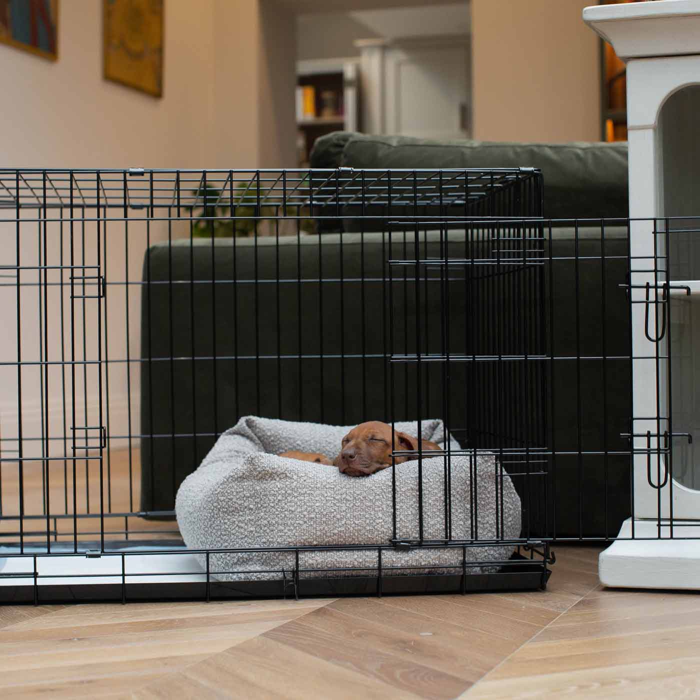 Cozy & Calming Puppy Cage Bed In Mink Boucl¨¦ by Lords & Labradors
