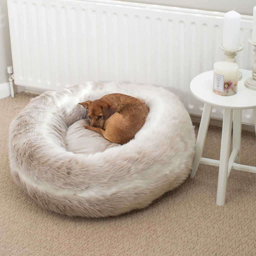 Calming Anti-Anxiety Donut Bed in Reindeer Faux Fur by Lords & Labradors