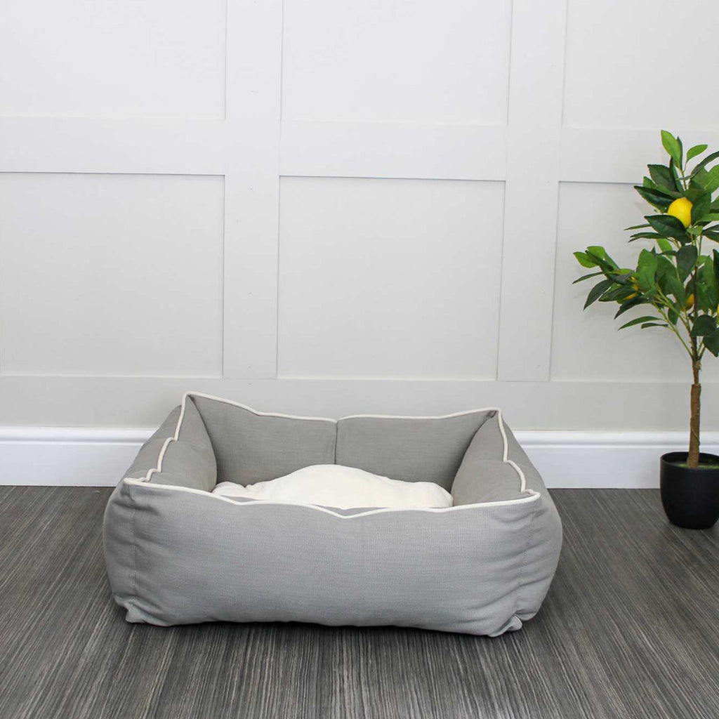 Box Bed For Dogs in Savanna by Lords & Labradors